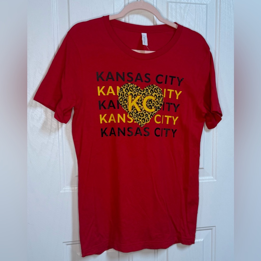 ❤️💛 Kansas City Vibrant Red Graphic Tee